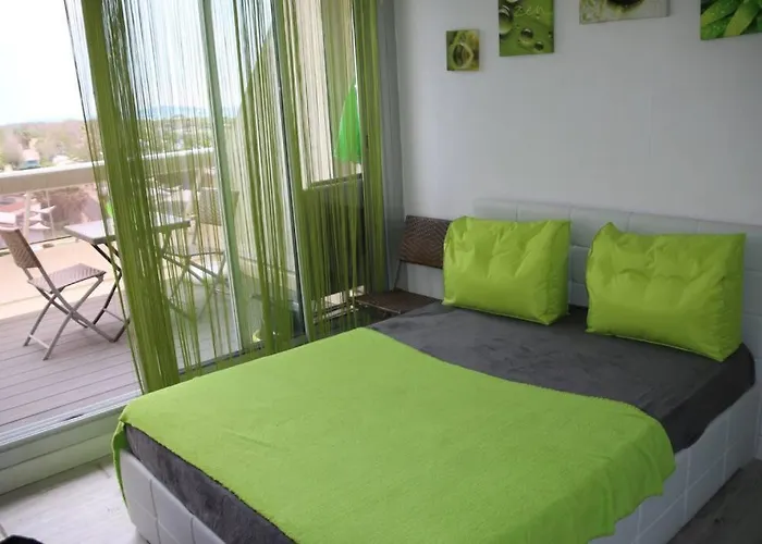 23, Heliopolis L, Village Naturiste, Apartament *