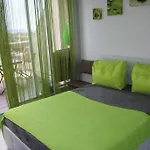 23, Heliopolis L, Village Naturiste, Daire *