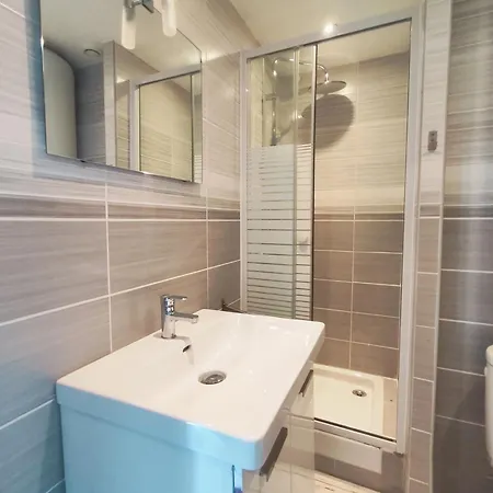 23, Heliopolis L, Village Naturiste, *